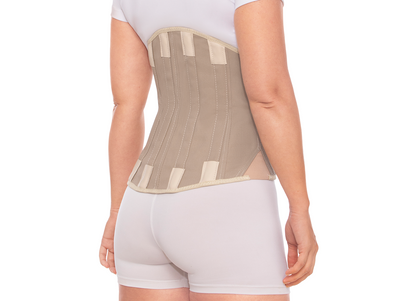 El Corset Sacro Lumbar es un dispositivo ortopédico diseñado para proporcionar soporte y estabilización a la zona baja de la espalda, especialmente en la región sacra y lumbar. Ideal para el tratamiento de dolores musculares, esguinces o hernias, este corset ayuda a mejorar la postura, aliviar el dolor y prevenir lesiones. Su diseño ergonómico y materiales de alta calidad aseguran comodidad y un ajuste personalizado, brindando un soporte efectivo para la recuperación y protección de la columna vertebral.